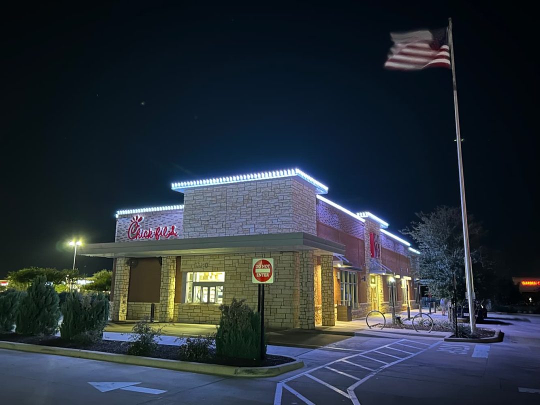 Permanent Lighing for Restaurant Business